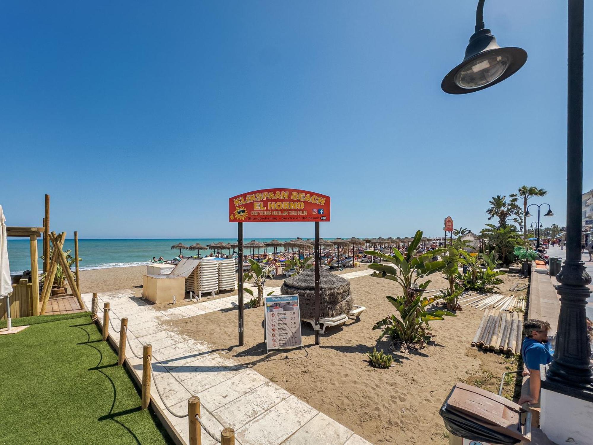 Sunset Malaga - Carihuela Beach & Sun Торремолінос Екстер'єр фото